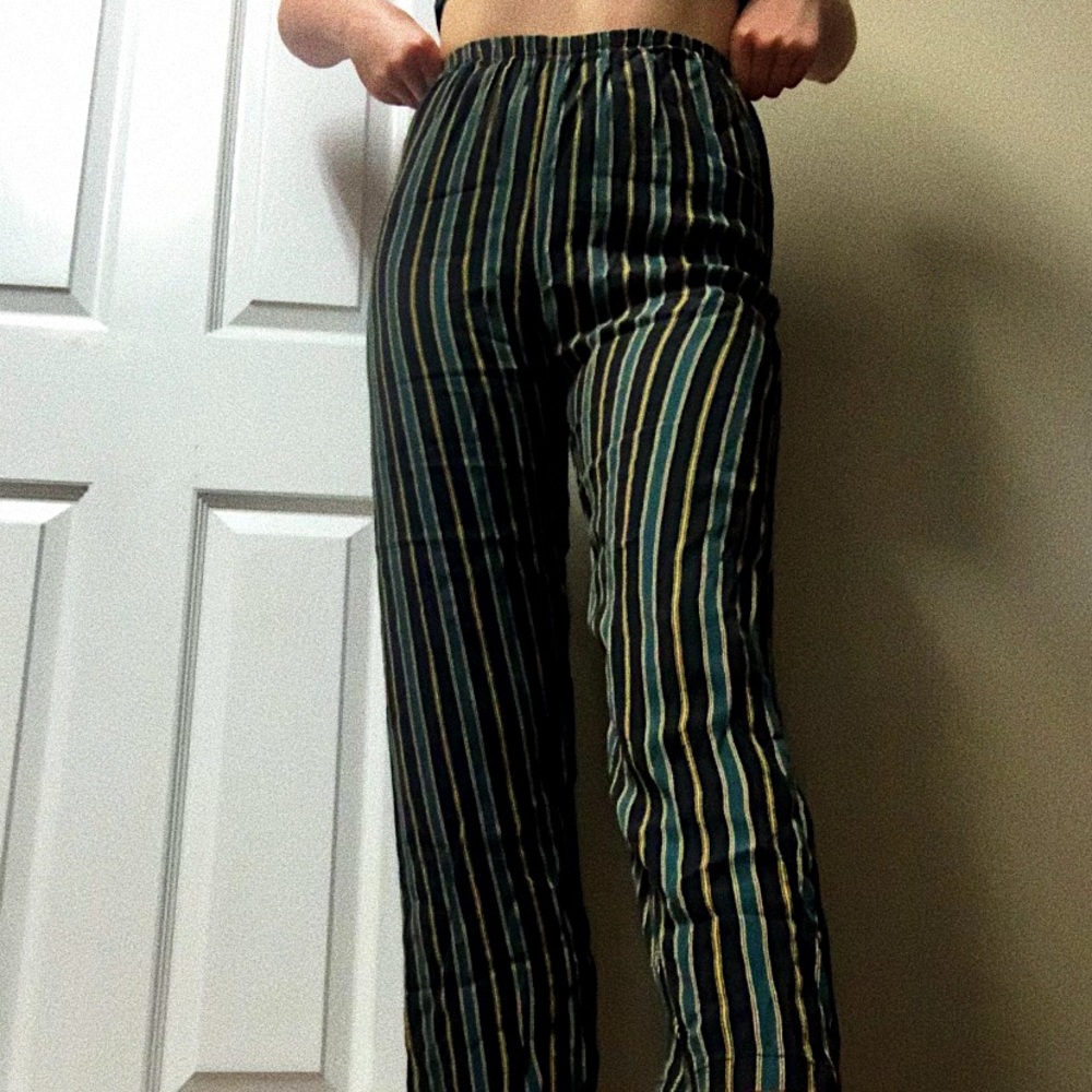 Brandy Melville flowy pants